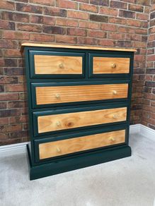 Solid wood Chest of Drawers