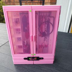 Barbie wardrobe