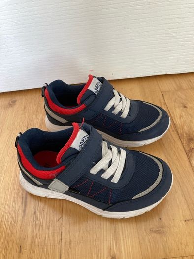Boys shoes 12uk
