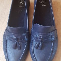 K by Clarks, size 7, navy