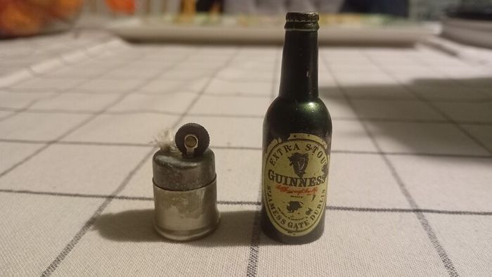 Guinness lighter 1950's