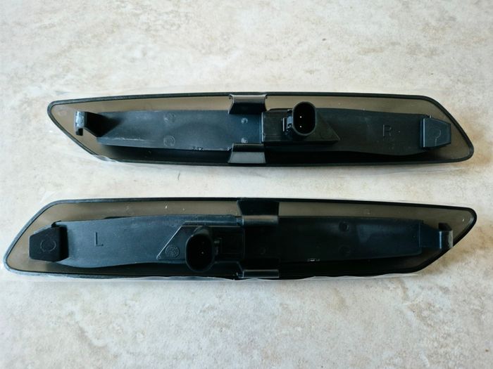 BMW 5 Series F10/F11 Smoked Side indicators LED 2010-2013
