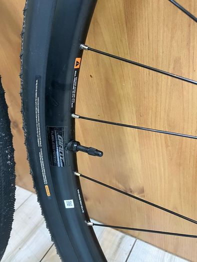 Giant sx2 with tyres and rotors