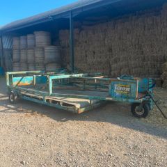 Cooks hydraulic flat 8 bale sleigh