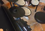 Roland TD-07 DMK, pedal, throne, monitor