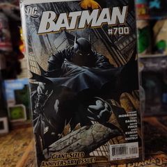 Batman ! Issue #700 ! Giant-Sized Anniversary Issue !