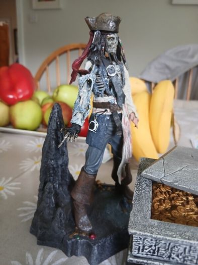 Pirates of the Caribbean: Cursed Jack Sparrow vs. Barbossa Deluxe Set