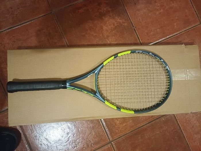 pure aero 98 tennis racket