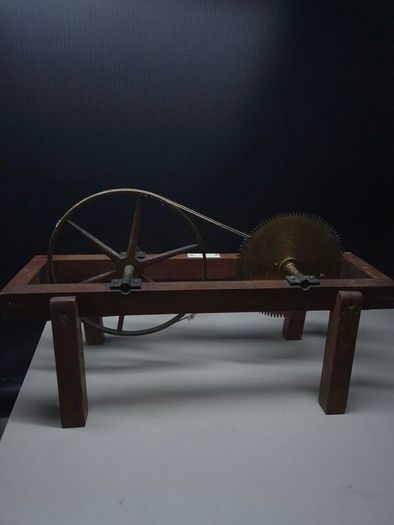 Rare Antique Dublin Scientific / Mechanical Demonstration Apparatus  J. Robinson & Sons, Grafton Street