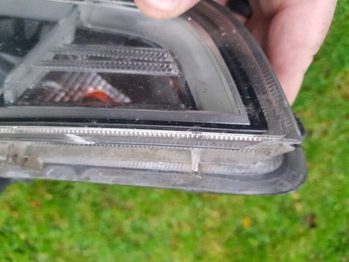 2 Genuine Hyundai i30 Halogen Headlights