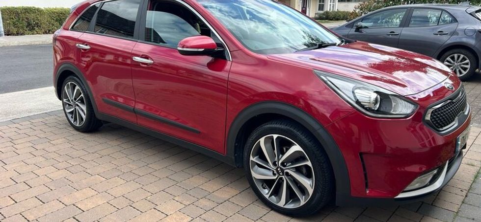 Kia Niro 1.6 Gdi 3 104bhp 5dr Auto, 2017