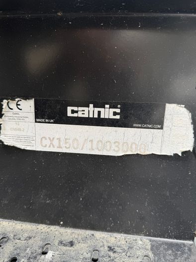 Catnic head