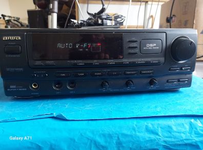 AIWA Stereo Integrated Amplifier Model No. MX-Z9400MK, with 2 large AIWA Speakers, Model No, 8X-Z9400, Impedance 6ohms, in excellent condition