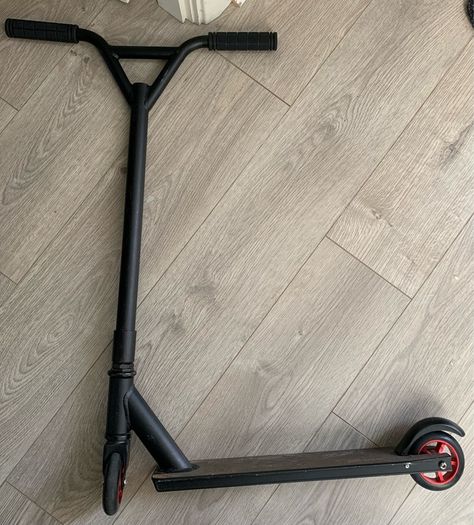 2 freestyle scooters perfect condition ( can be sold separately)