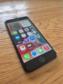 iPhone 7 - black 128GB