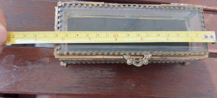 french antique ring /jewellery box ,,see pictures for condition, used , fair condition,few marks etc sold as is,