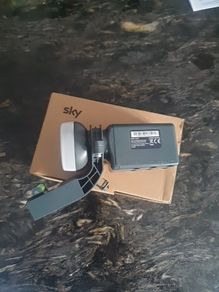 Hybrid LNB (WB+4 Legacy)