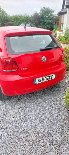 2010  Polo one owner two keys
