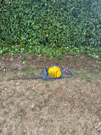hedge cutter