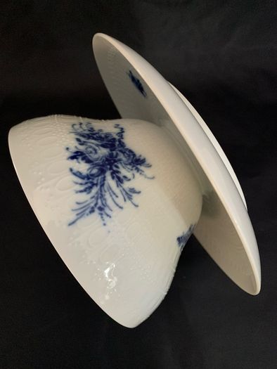 Rosenthal Romanze bowl by Bjorn Wiinblad