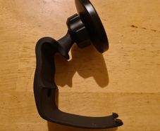 Sony DualSense phone magsafe holder