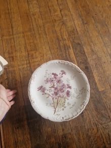 vintage cake stand