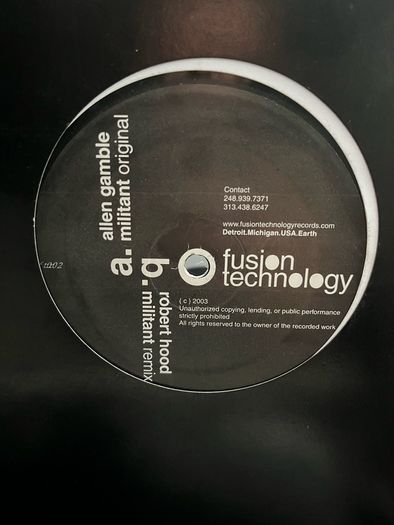 10e each Techno 12" vinyl