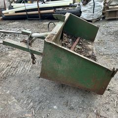 Fork lift tipping bucket/ transport box