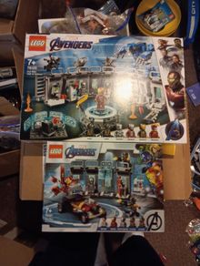 Lego 76125 and 76167 Iron Man Hall of Armour + Iron Man Armoury