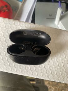 Earbuds