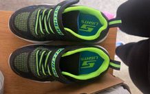 Kids Skechers Trainers / Runners Size UK 11 & UK 11.5 Brand New - Worn Once