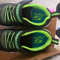 Kids Skechers Trainers / Runners Size UK 11 & UK 11.5 Brand New - Worn Once