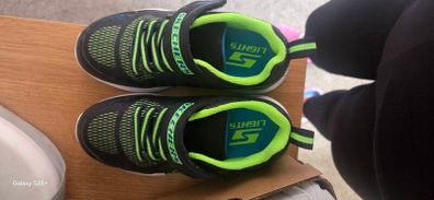 Kids Skechers Trainers / Runners Size UK 11 & UK 11.5 Brand New - Worn Once