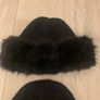 Womens Black Winter Hats Image 5