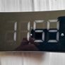 Eletronic alarm clock Image 2