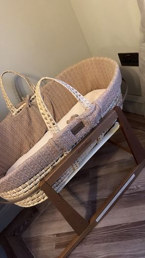 Moses Basket/Crib - Rocker (The Green Sheep)