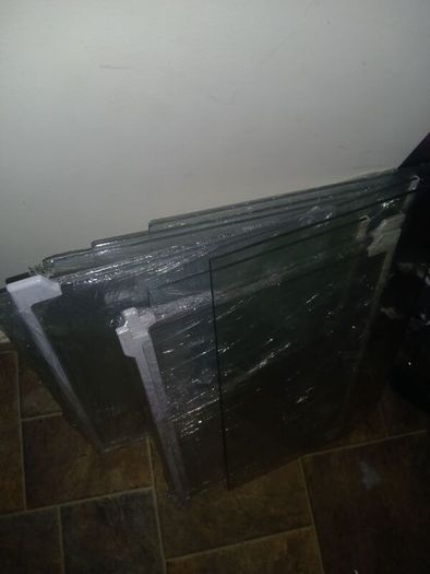20 fridge shelves lot