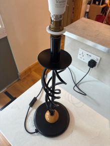 Table lamp