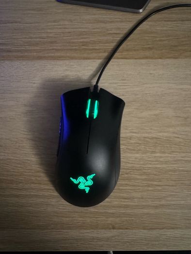 Gaming Mouse , Mice Razer DeathAdder Essential + Steelseries QcK Mousepad + Mouse Bungee