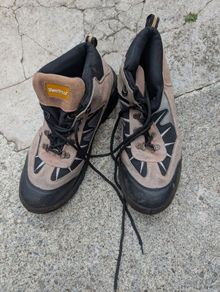 Pair of Work Shoes Steel Cap Size 11