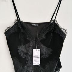 NEW lace top
