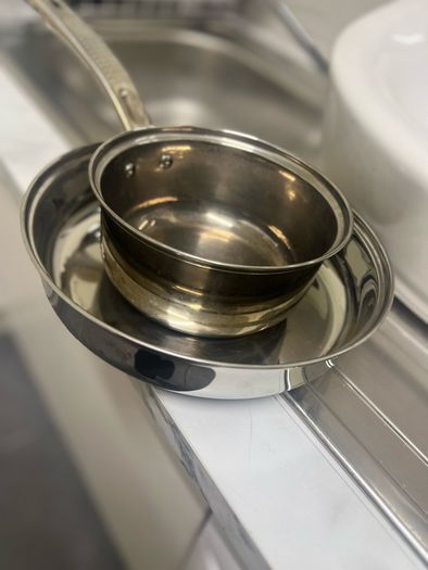 Stainless steel sauspans