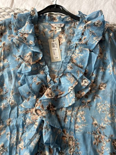 Blue River Island Blouse BNWT