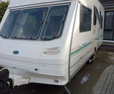 5 Bert Caravan