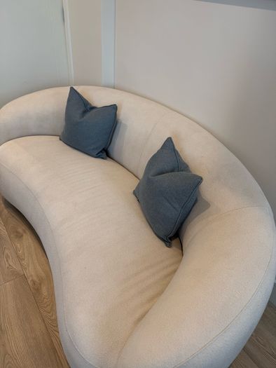 Sklum Curved cream sofa