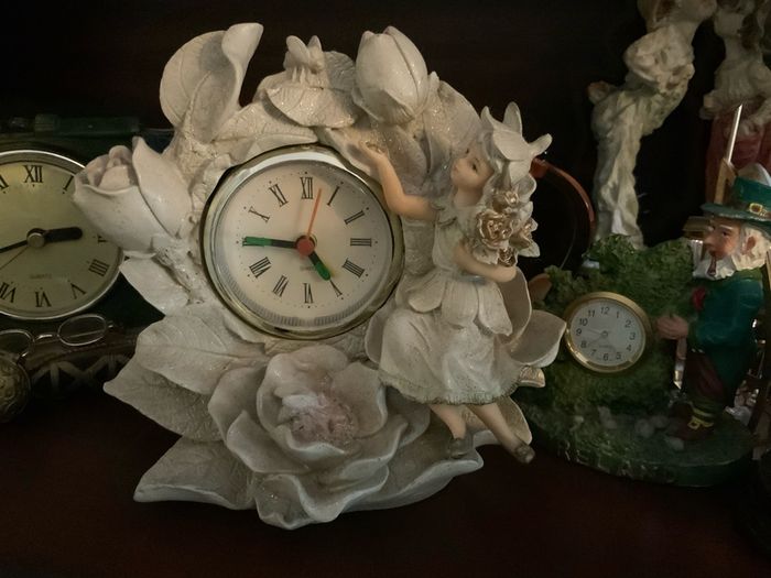 Clock, figures, Display Cabinet