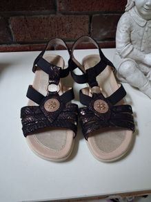 Black Sandals