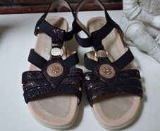 Black Sandals