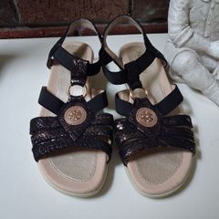 Black Sandals