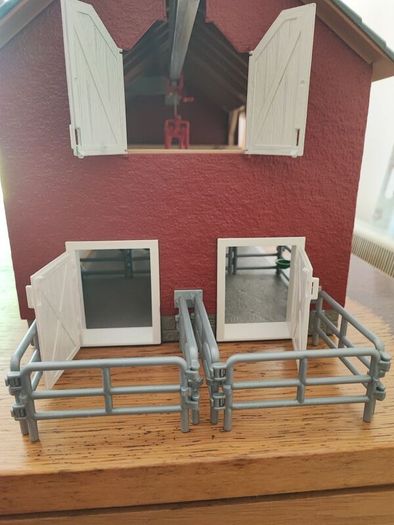 Schleich ultra rare, retired American Red Barn 100%